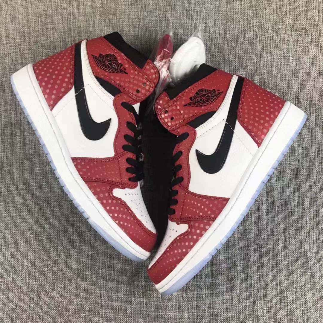 Air Jordan 1 芝加哥 40 40.5 41 42 42.5 43 44 44.5 45 46 47.6 (8).jpg