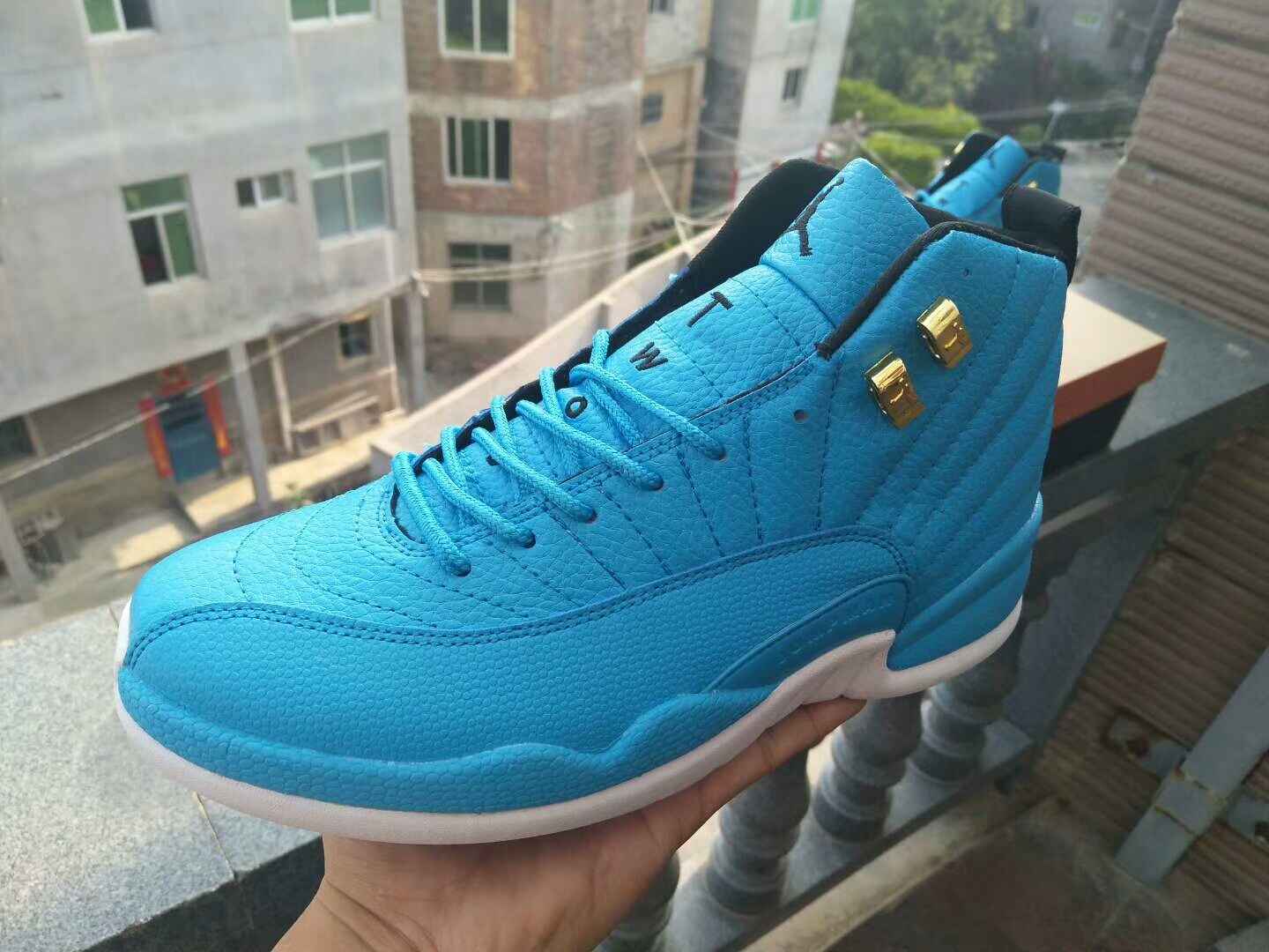 AJ12白卡兰V2 (1).jpg