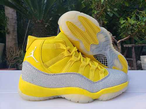 AIR JORDAN11 Jordan Dan 11th Generation YellowSilver All Sky Star Scarpe da uomo 4047