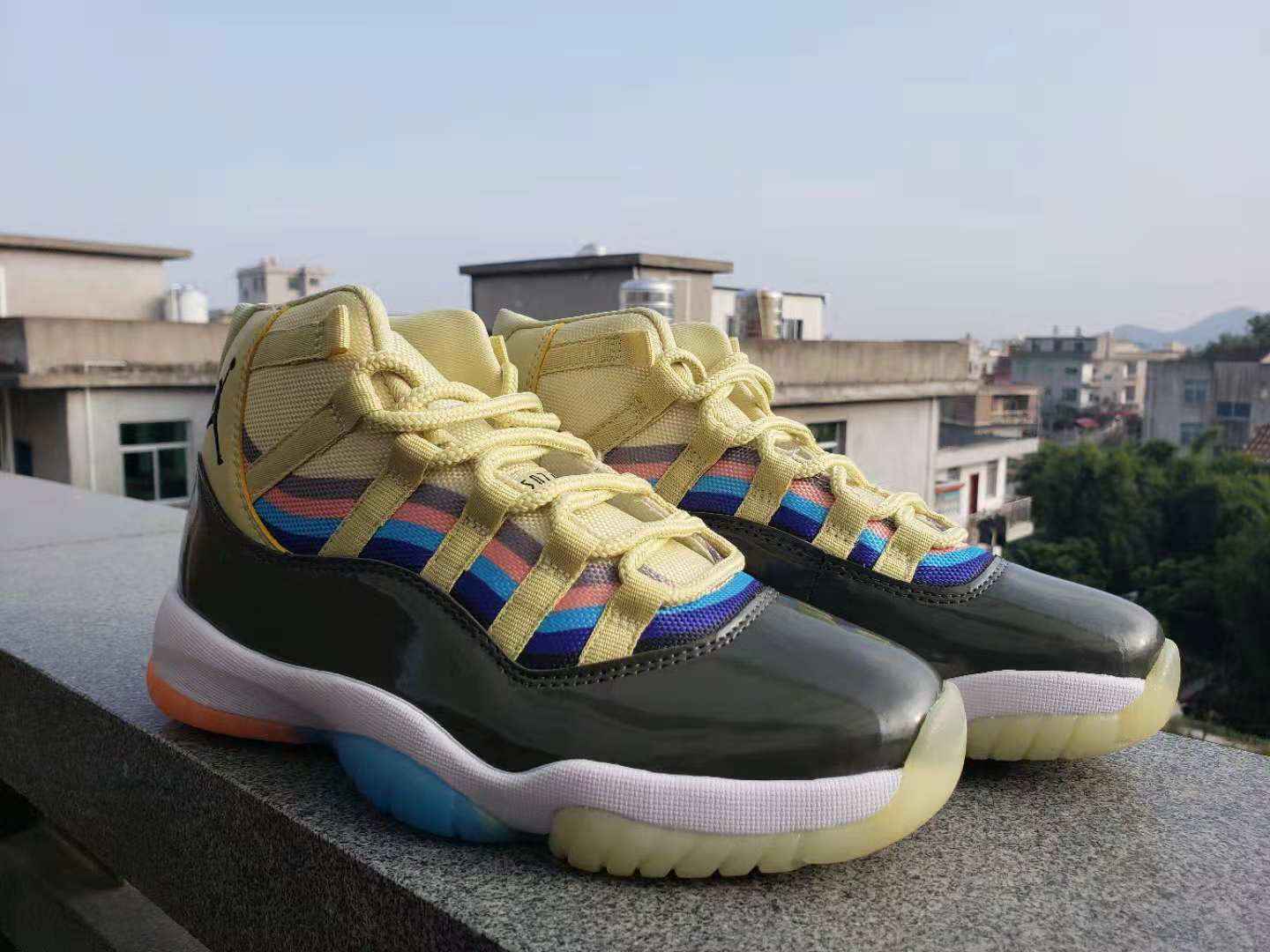 AJ11七彩4.jpg