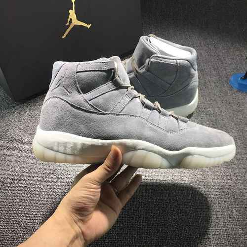 Jordan 11 Cool Grey Air Jordan 11 Retro suede Fisico Visualizzazione completa Scatto reale Spedizion