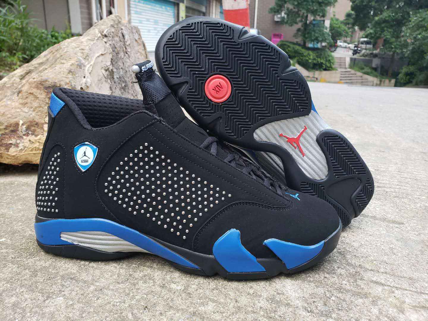 Supreme x Air Jordan 14 黑蓝钻石 (2).jpg