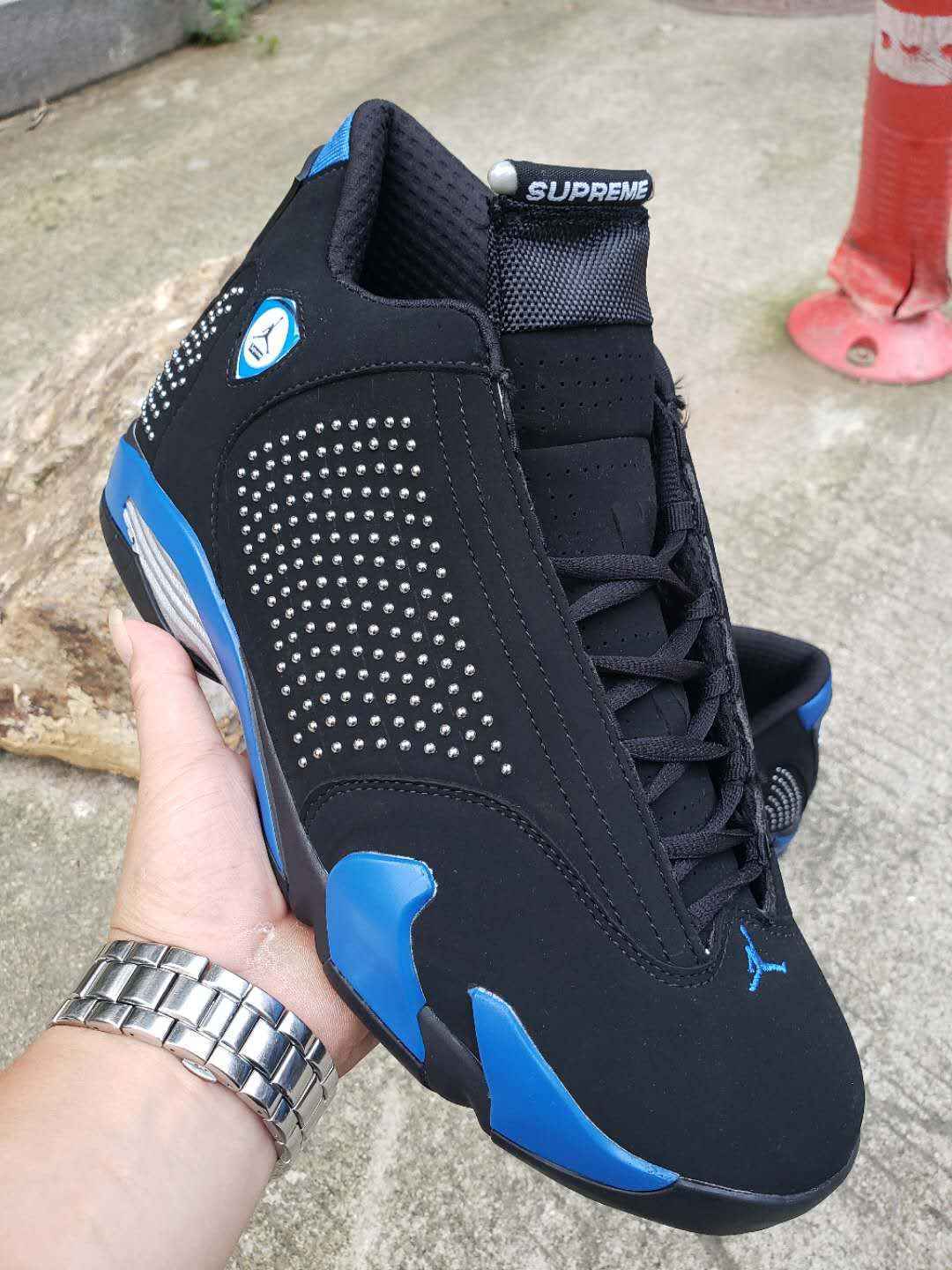 Supreme x Air Jordan 14 黑蓝钻石.jpg