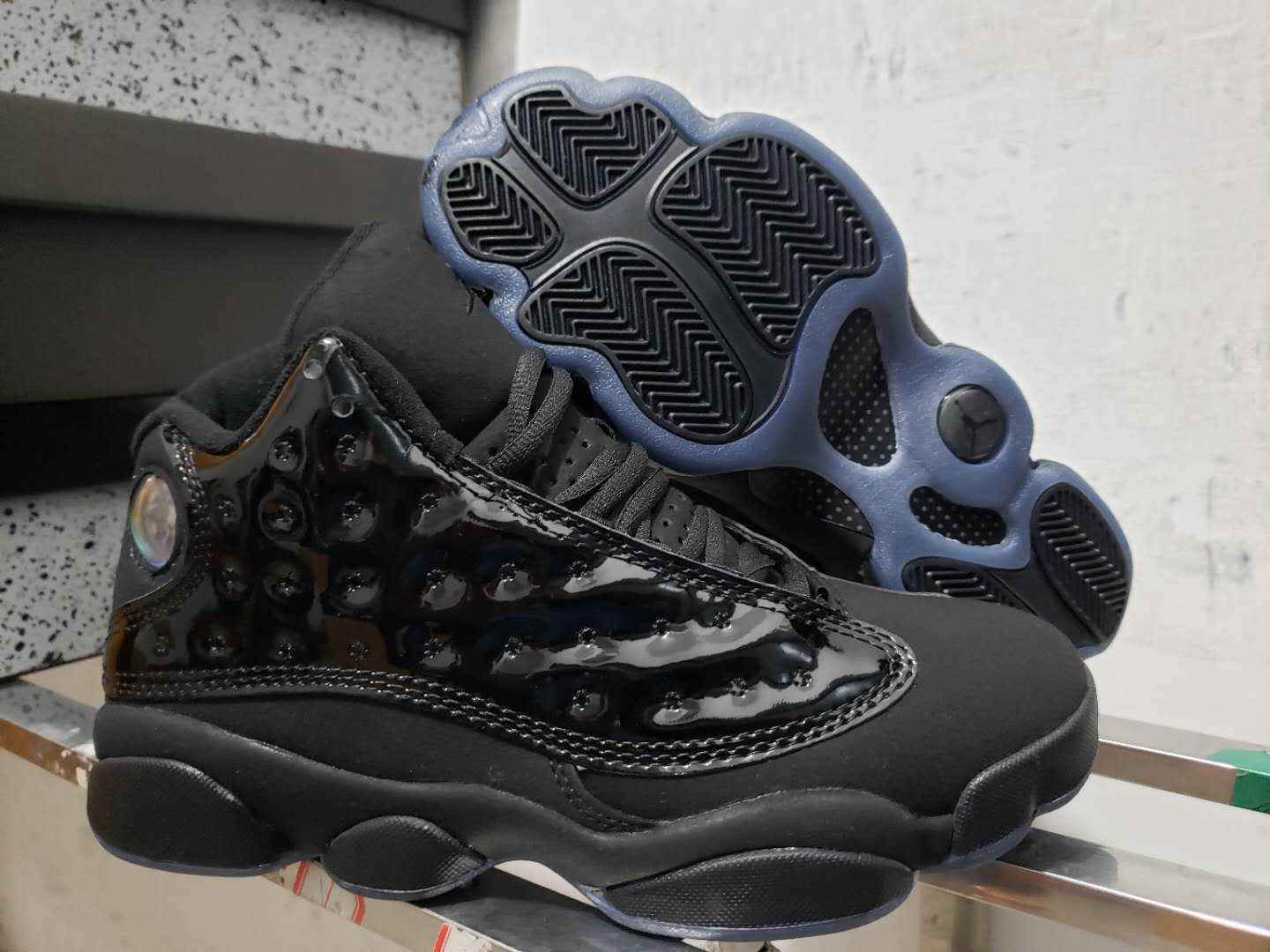 AJ13黑漆皮2.jpg