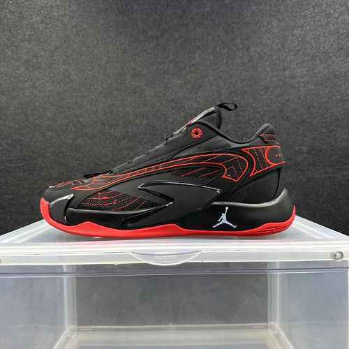 Black Red 40-46