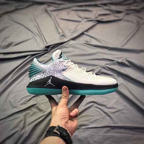 Air Jordan 32 Low Jade 40475 compresa la mezza taglia