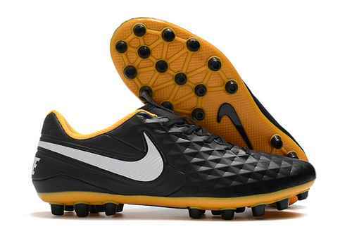 Arrivo Nike Tiempo Legend VIII Academy AG3945