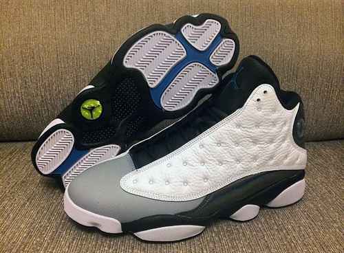 Le scarpe Jordan 13 Olympic da uomo e da donna superano la A36 47