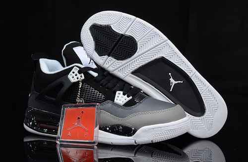 Scarpe da uomo JORDAN4 Generation Oreo Super A spedite 4147