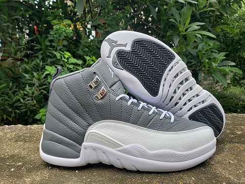 Air Jordan 12Jordan Dan 12th Generation Grigio Bianco Uomo Scarpe 4047