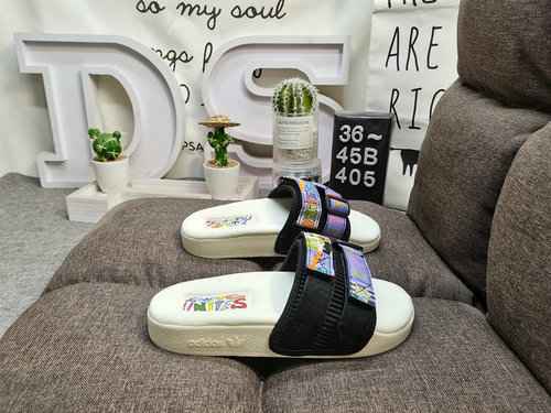 405DAdidasADILETTE SANDAL W Pantofole comfort ad aria con velcro alla moda estiva