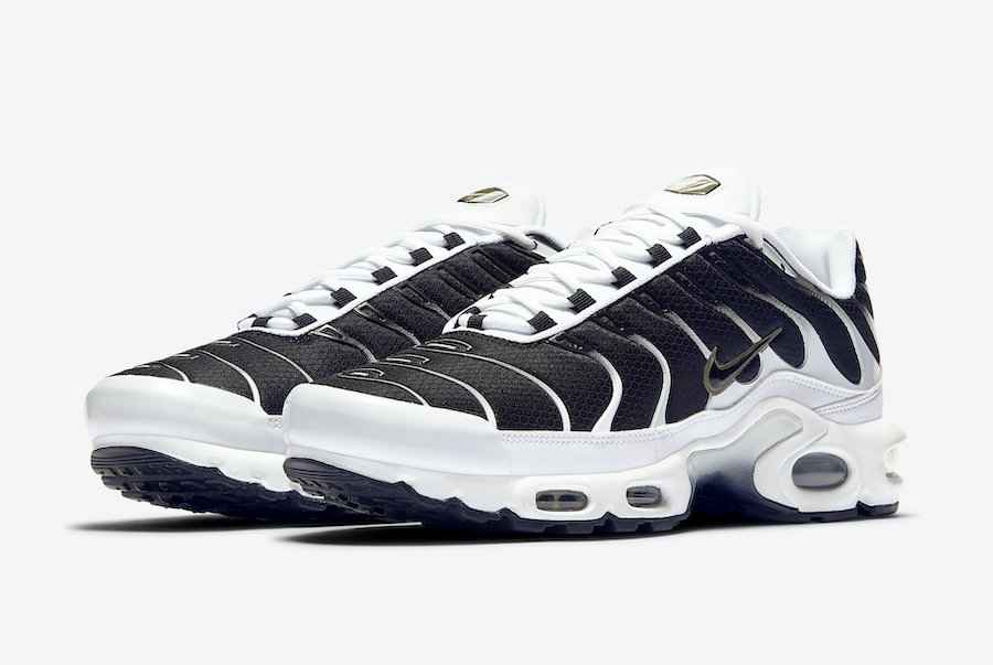 Nike-Air-Max-Plus-White-Black-Metallic-Pewter-CT1094-102-Release-Date-4.jpg