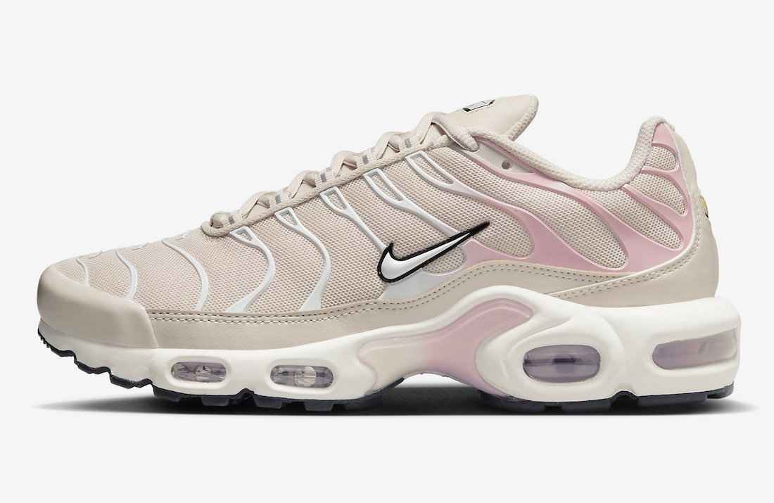 Nike-Air-Max-Plus-Sandrift-Pink-Oxford-DZ3671-102-Release-Date.jpeg