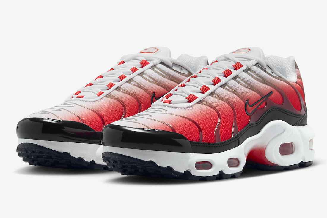 Nike-Air-Max-Plus-Fire-FD9768-100-Release-Date-4.jpg