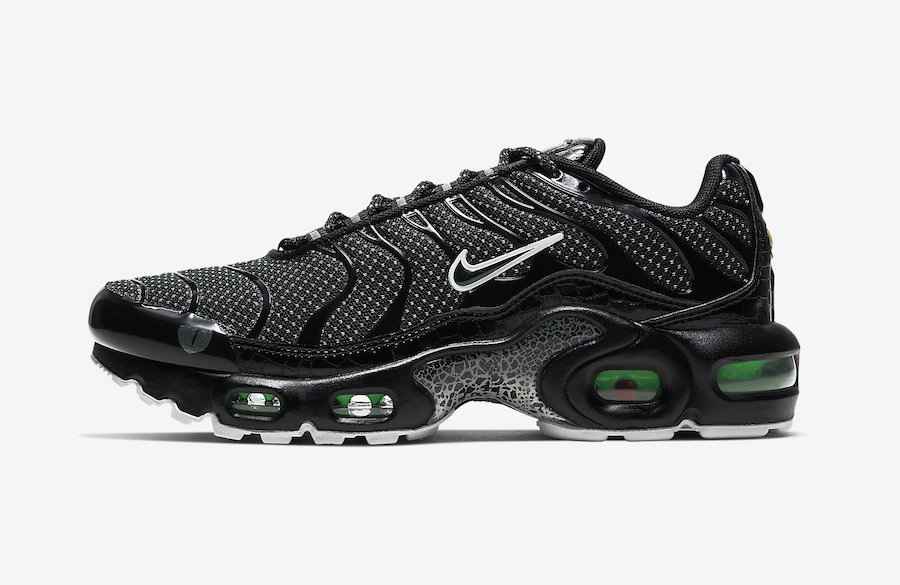 Nike-Air-Max-Plus-Black-Croc-CV2392-001-Release-Date.jpg