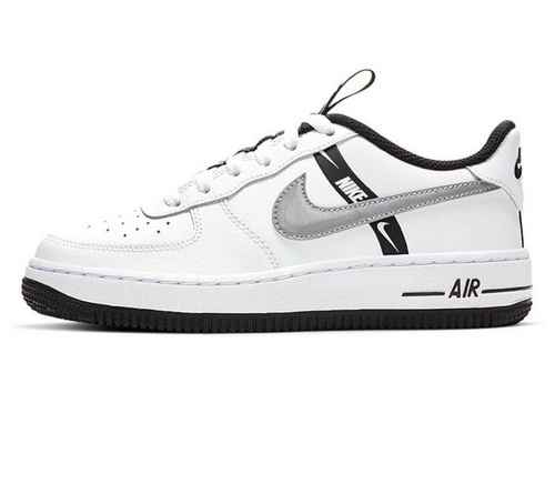 Strato superiore con mezza taglia Nike AIR Force 1 3645 con mezza taglia