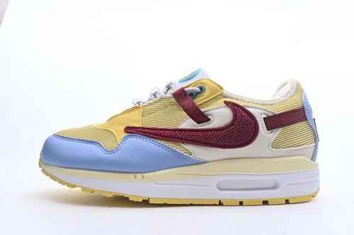 Nike Air Max 1 DO9392900 3647 con mezza taglia