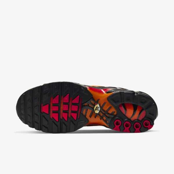 CV1636-002-Nike-Air-Max-Plus-TN-Magma-Pack-grailify-3-600x600.jpg