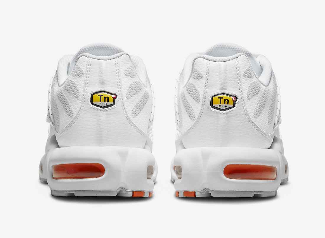 Nike-Air-Max-Plus-Toggle-White-FJ4232-100-Release-Date-5.jpg