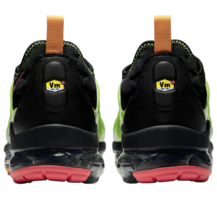 Nike-Air-VaporMax-Plus-CU4884-001-Release-Date-3.png