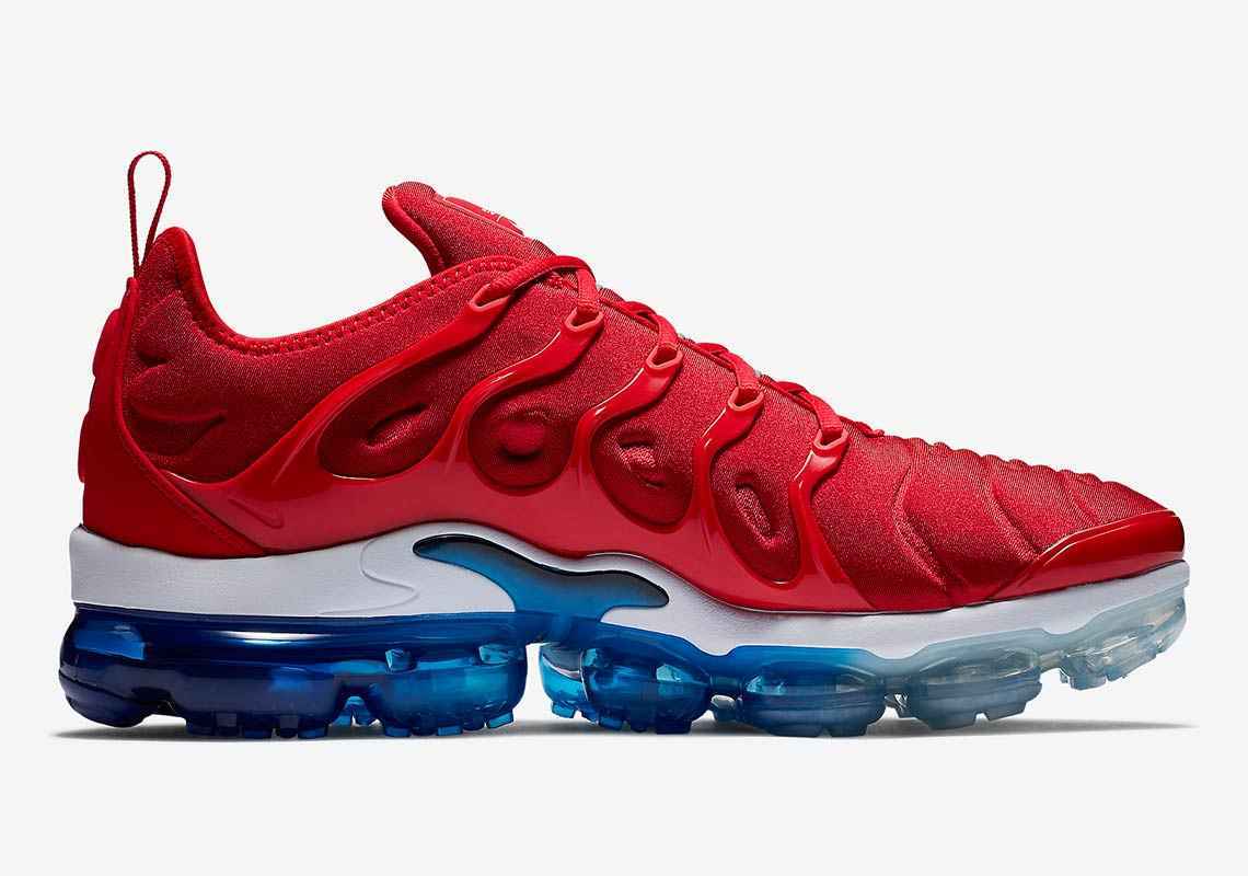 nike-vapormax-plus-red-white-blue-924453-601-3.jpg