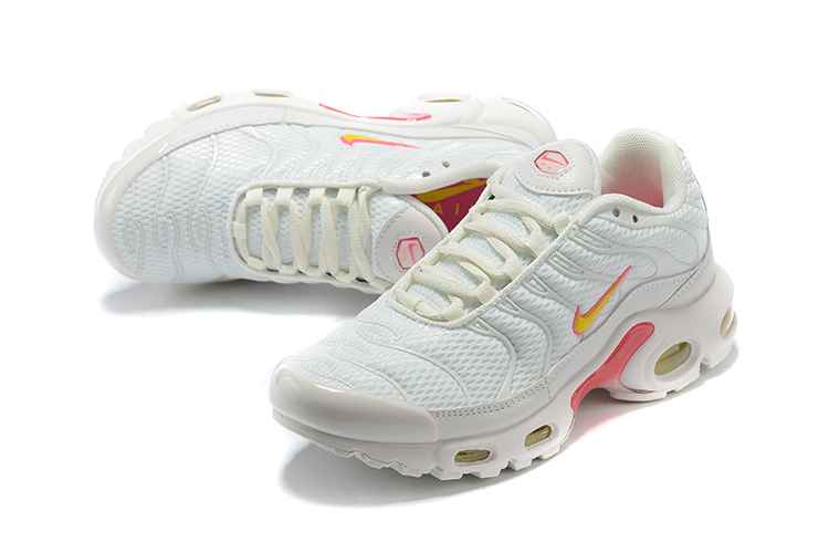 Nike Air Max Plus CZ0373-100 36-40 (6).jpg