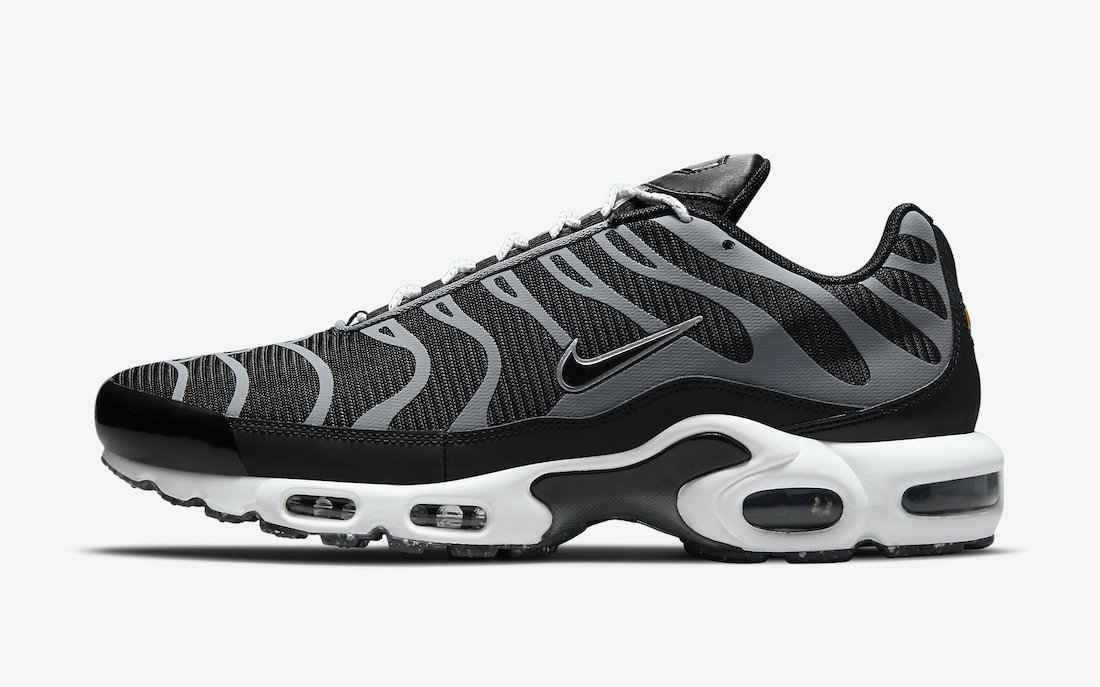 Nike-Air-Max-Plus-DM2466-001-Release-Date.jpg