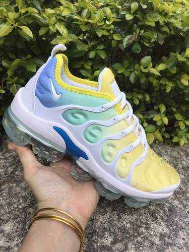 Scarpa da corsa con cuscino d'aria grande Nike Air Vapormax Plus TN 3640