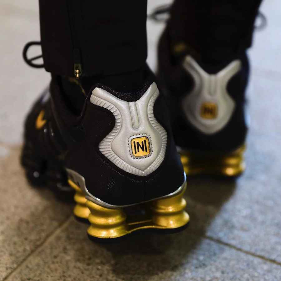 Neymar-Nike-Shox-TL-Black-Gold-BV1388-001-Release-Date-2.jpg