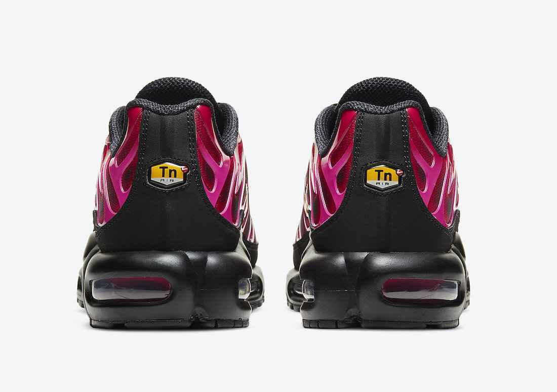 Supreme-Nike-Air-Max-Plus-Fire-Pink-DA1472-600-Release-Date-5.jpg