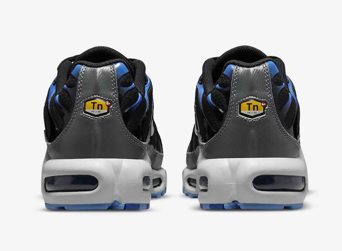 Nike-Air-Max-Plus-Black-Blue-DH4776-003-Release-Date-5.jpeg