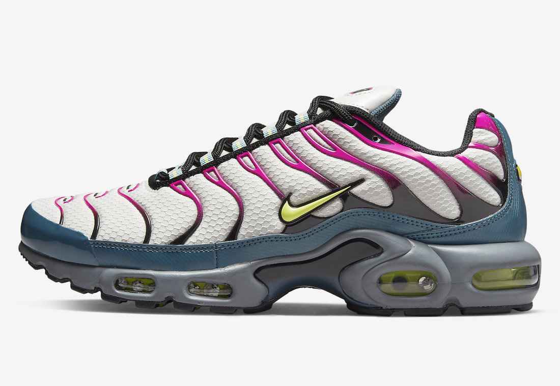 Nike-Air-Max-Plus-DH4776-002-Release-Date.jpeg