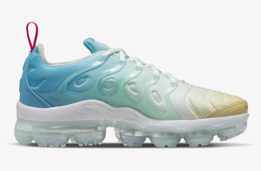 Nike-Air-VaporMax-Plus-Since-1972-DQ7651-300-Release-Date-2.jpeg