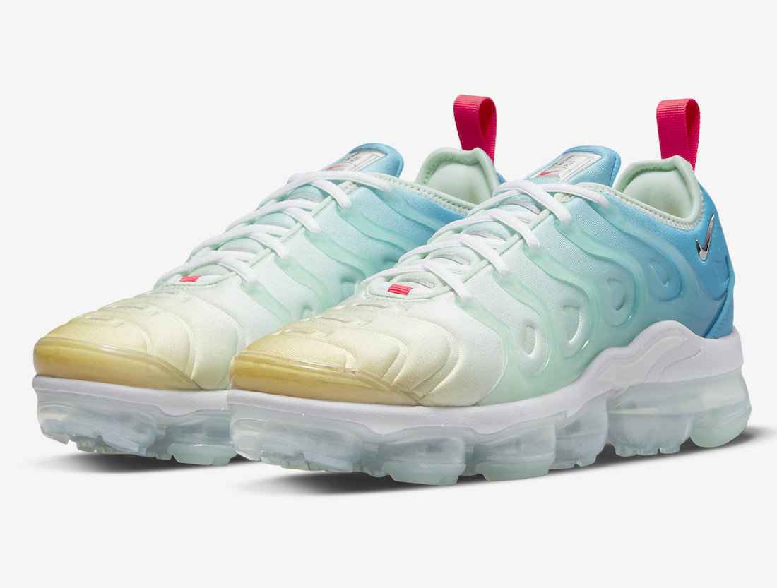 Nike-Air-VaporMax-Plus-Since-1972-DQ7651-300-Release-Date-4.jpeg