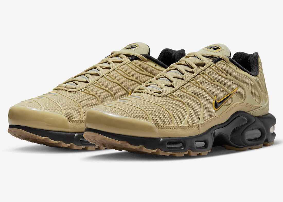 Nike-Air-Max-Plus-DZ4501-700-Release-Date-4.jpeg