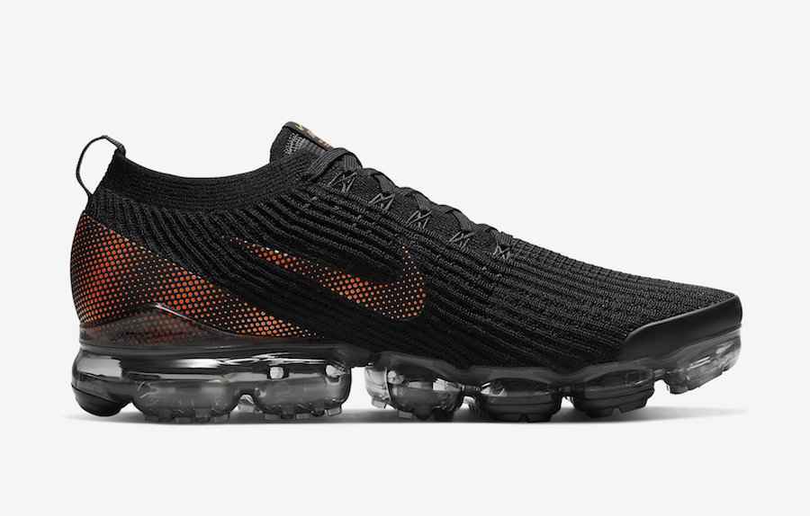 Nike-Air-VaporMax-3.0-Black-Total-Orange-CU1926-001-Release-Date-2.jpg