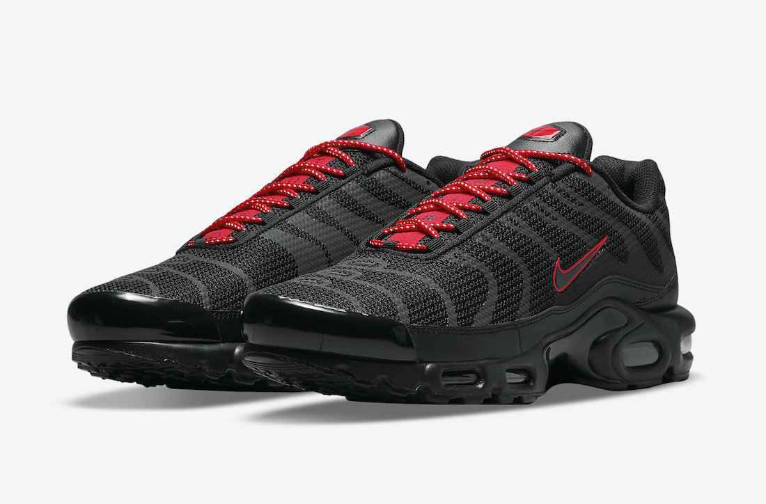 Nike Air Max Plus “Black Reflective”DN7997-001 40-46 (6).jpg