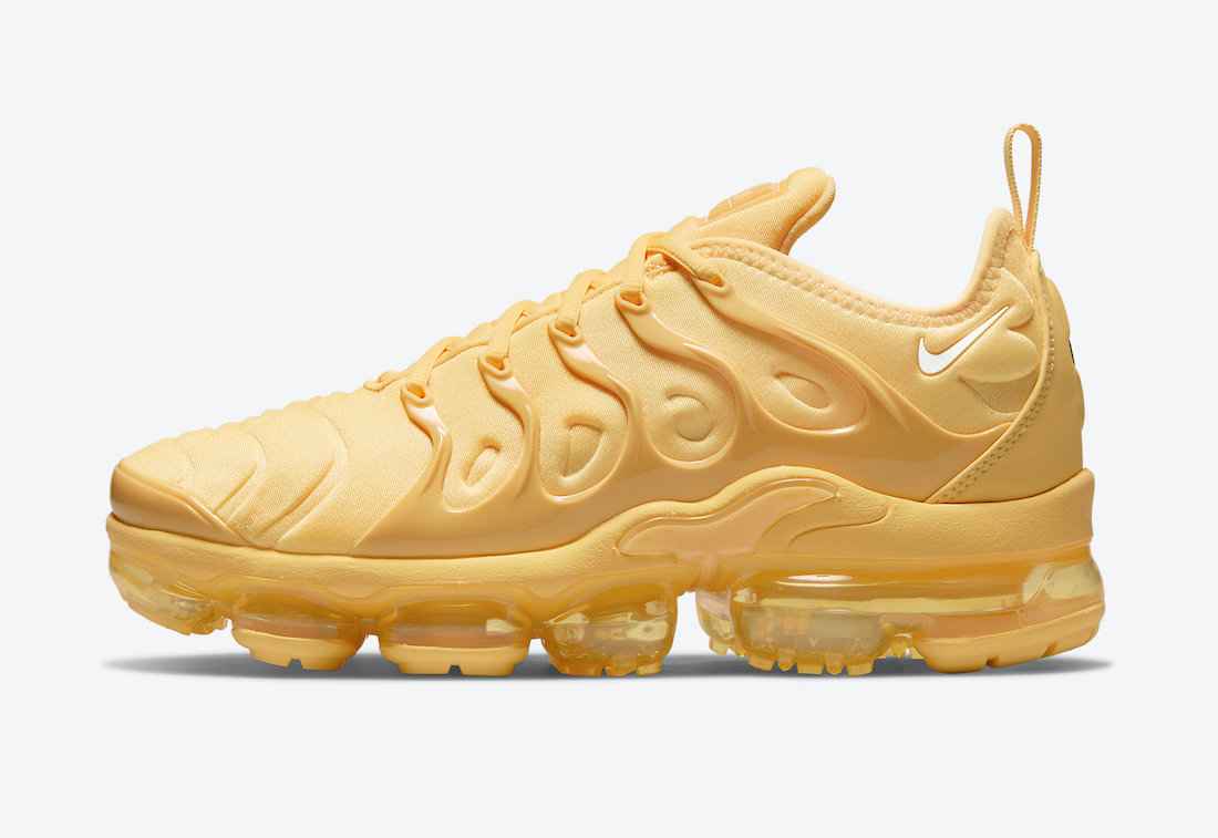 Nike Air VaporMax Plus DJ5993-800 36-40 (2).jpg