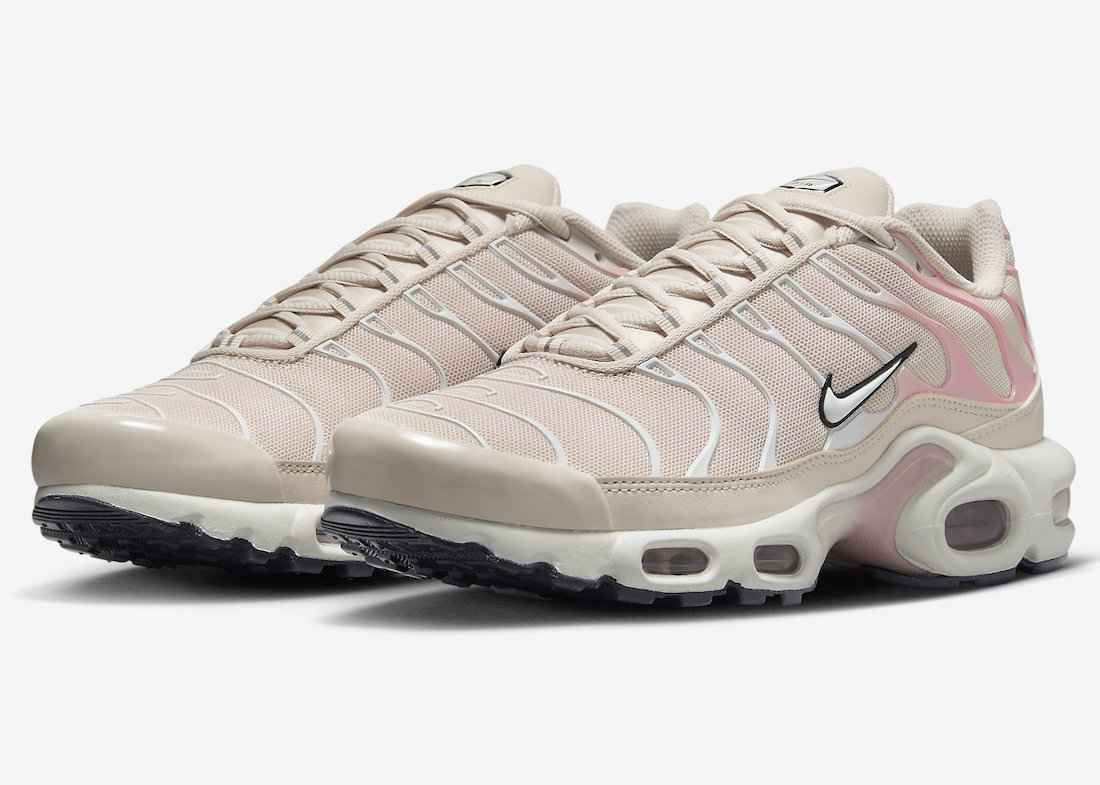 Nike-Air-Max-Plus-Sandrift-Pink-Oxford-DZ3671-102-Release-Date-4.jpeg