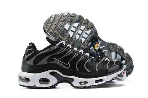 Nike Air Max Plus DM2466001 4046