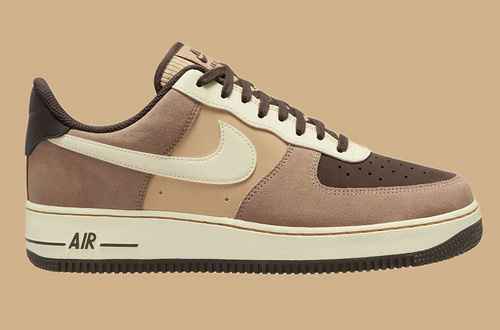 Nike Air Force 1 Low FB8878 3645 con mezza taglia