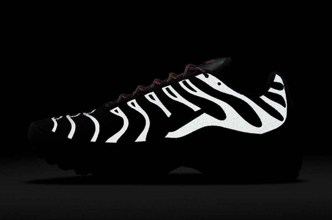 Nike Air Max Plus “Black Reflective”DN7997-001 40-46 (8).jpg