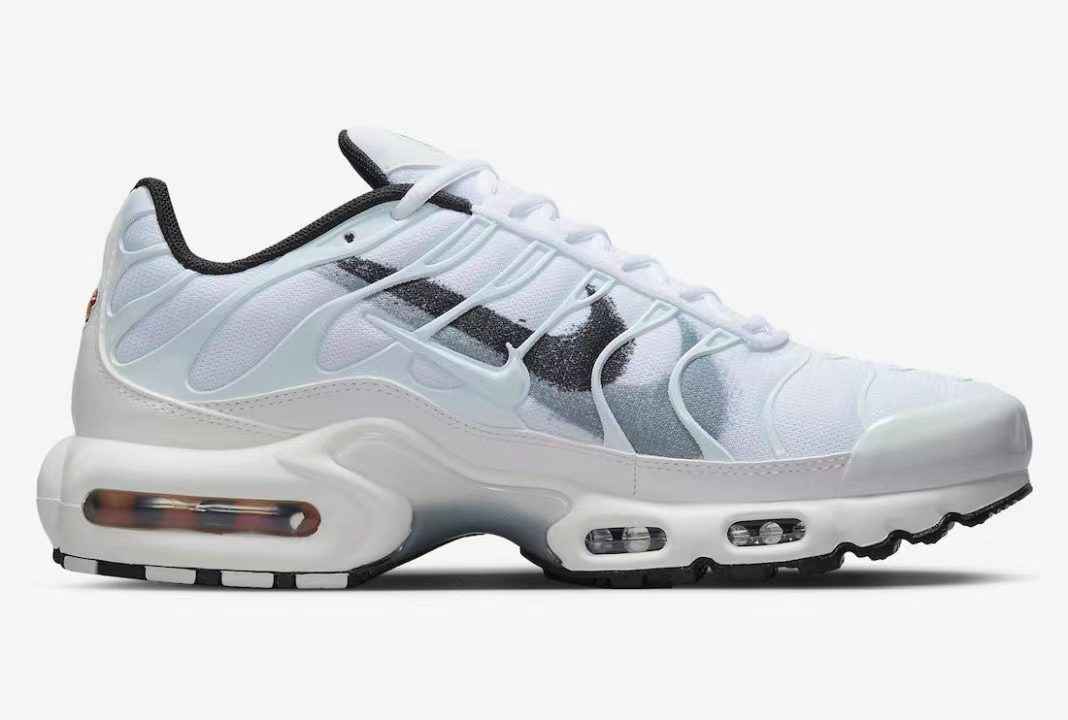 Nike Air Max Plus FD0658-100 40-46 (4).jpg