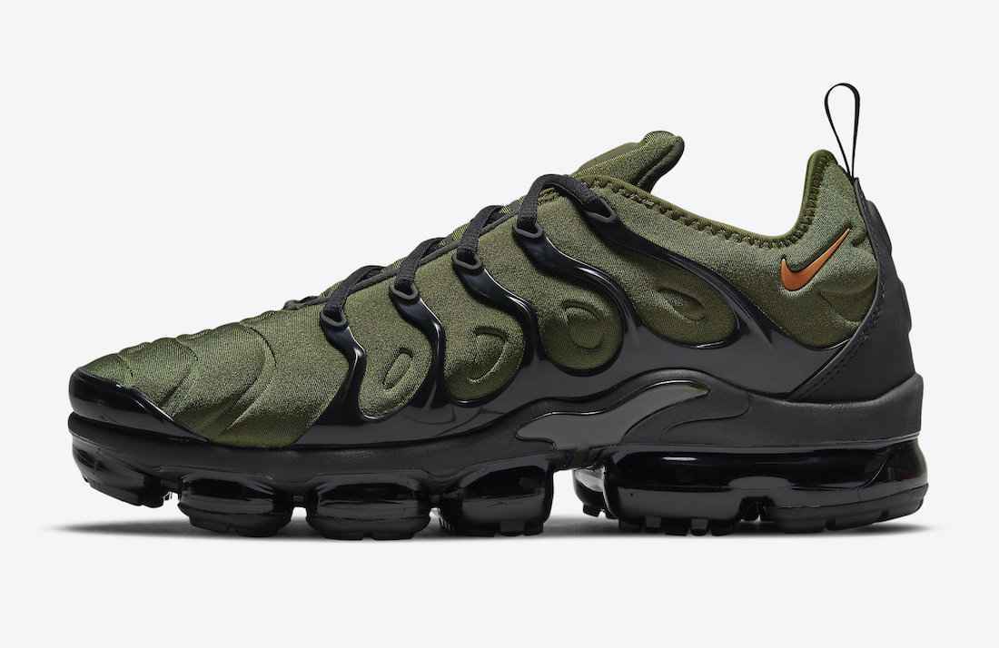 Nike Air VaporMax Plus DQ4688-300 39-46 (2).jpg