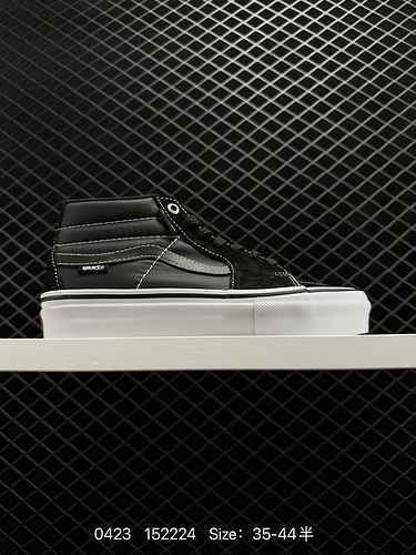2. The original authentic brand exclusively launched the VANS sk8 Mid PRO mid-range ANTIHERO coopera