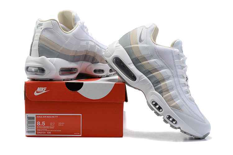 Nike Air Max 95 DA8731-100 40-46 (1).jpg