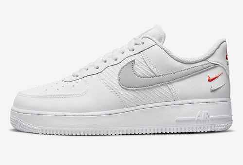 Nike Air Force 1 Low FD0666100 3645 con mezza taglia