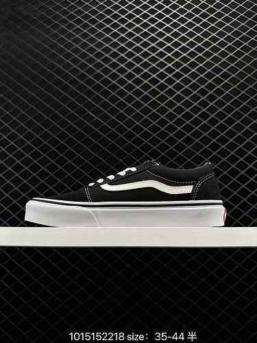 Le 9 Vans Ward classiche scarpe Ward sincronizzate ufficiali in bianco e nero non sono molto familia