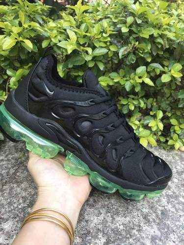 Scarpa da corsa con cuscino d'aria grande Nike Air Vapormax Plus TN 4045