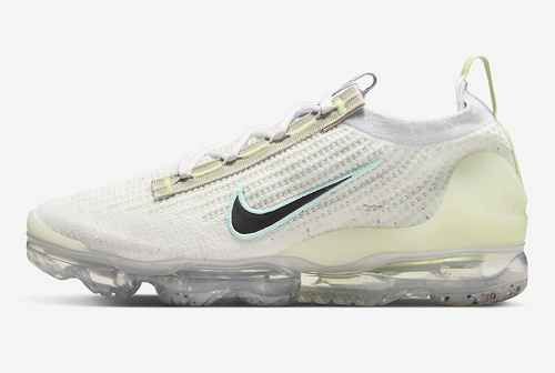 Nike Air VaporMax 2021 DQ7633100 3645 con mezza taglia